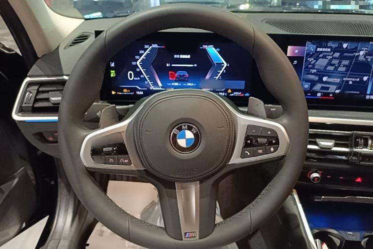 Used BMW 3 Series 2023 325i M Sport Package Steering Wheel