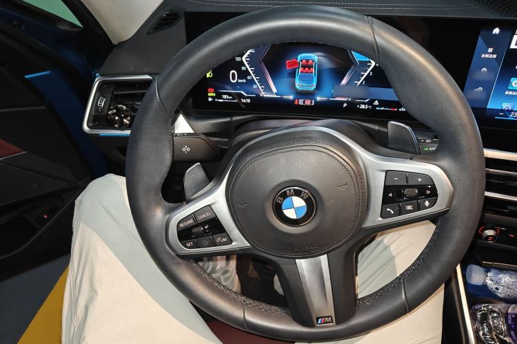 Used BMW 3 Series 2023 325Li M Sport Night Edition Package Steering Wheel