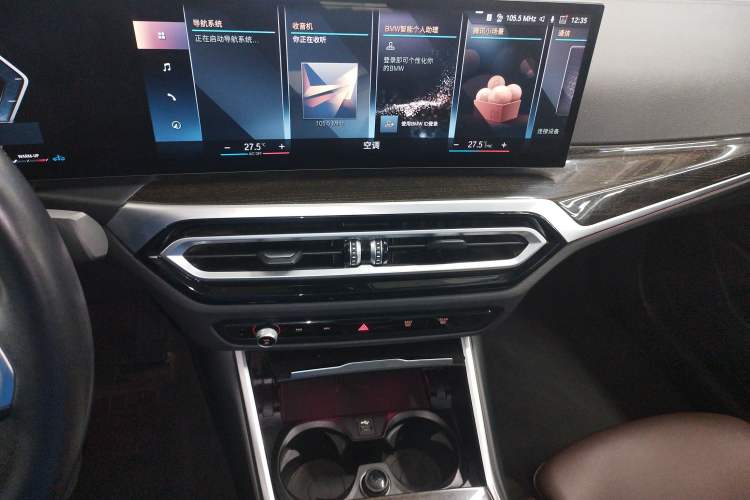 Used BMW 3 Series 2023 325Li M Sport Package Audio And AC Panel