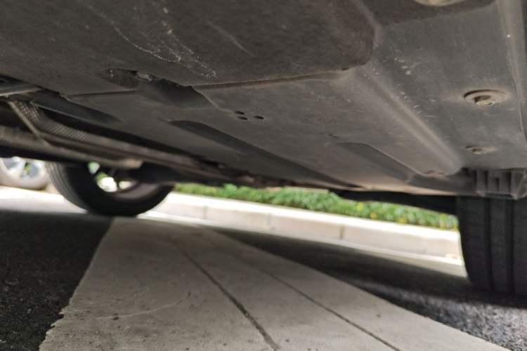 Used BMW 3 Series 2023 325Li M Sport Package Chassis Front Left