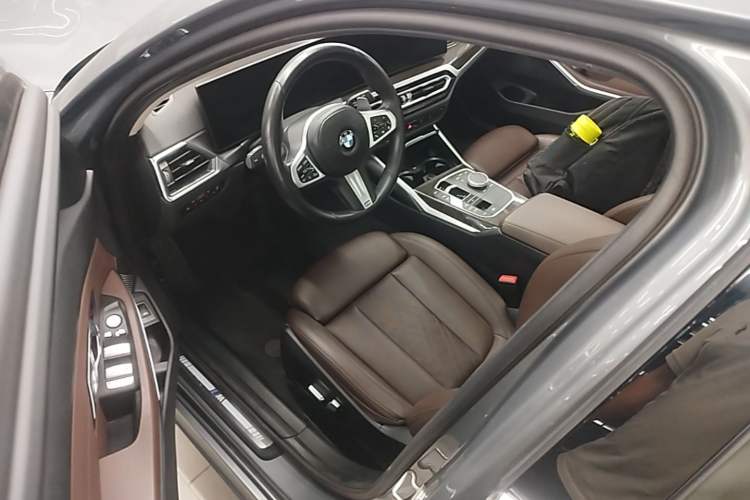 Used BMW 3 Series 2023 325Li M Sport Package Driver Seat
