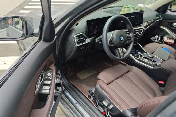 Used BMW 3 Series 2023 325Li M Sport Package Driver Seat
