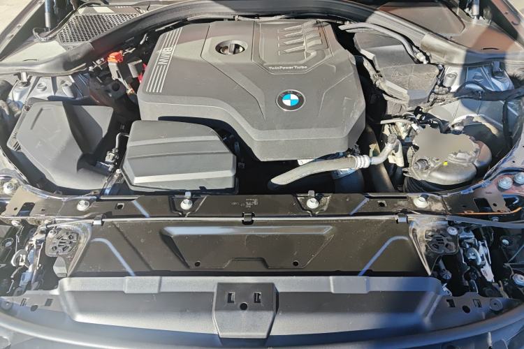 Used BMW 3 Series 2023 325i M Sport Package Engine Bay