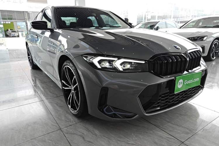 Used BMW 3 Series 2023 325i M Sport Night Edition Package Front Right 45 Deg