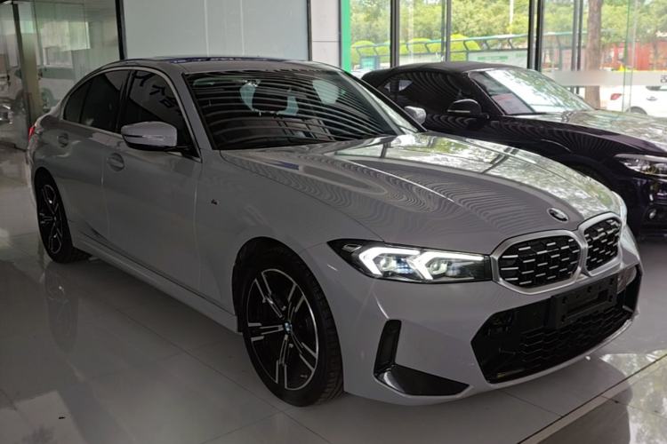 Used BMW 3 Series 2023 325i M Sport Package Front Right 45 Deg
