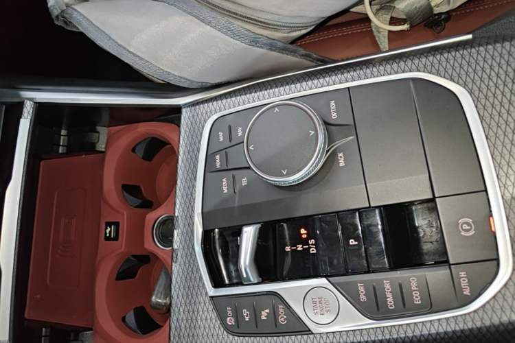 Used BMW 3 Series 2023 325i M Sport Night Edition Package Gear Lever