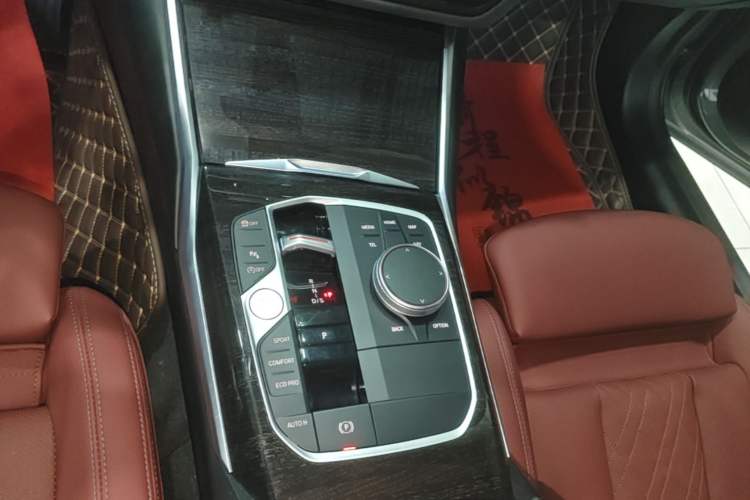 Used BMW 3 Series 2023 325Li M Sport Package Gear Lever
