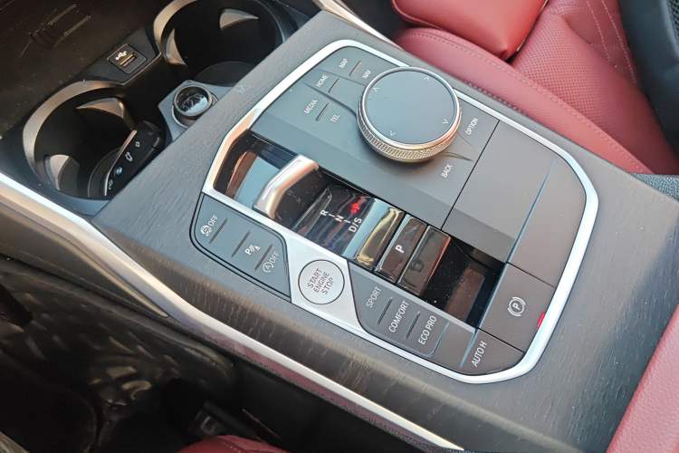 Used BMW 3 Series 2023 325i M Sport Package Gear Lever