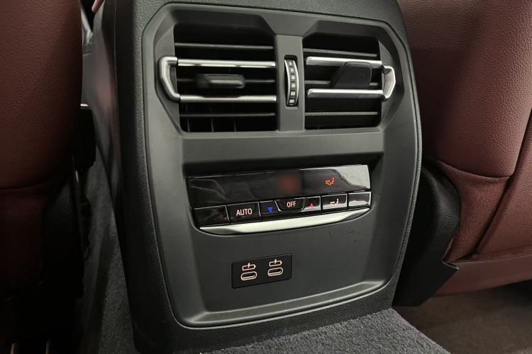 Used BMW 3 Series 2023 325Li M Sport Package Interior 3