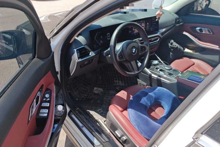 Used BMW 3 Series 2023 325Li M Sport Package Interior 3