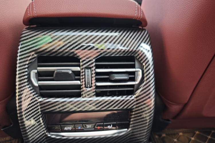 Used BMW 3 Series 2023 325Li M Sport Package Interior 4