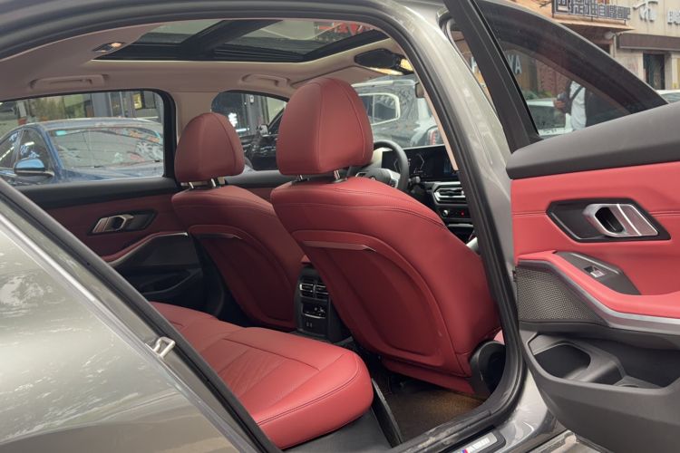 Used BMW 3 Series 2023 320Li M Sport Package Interior 8