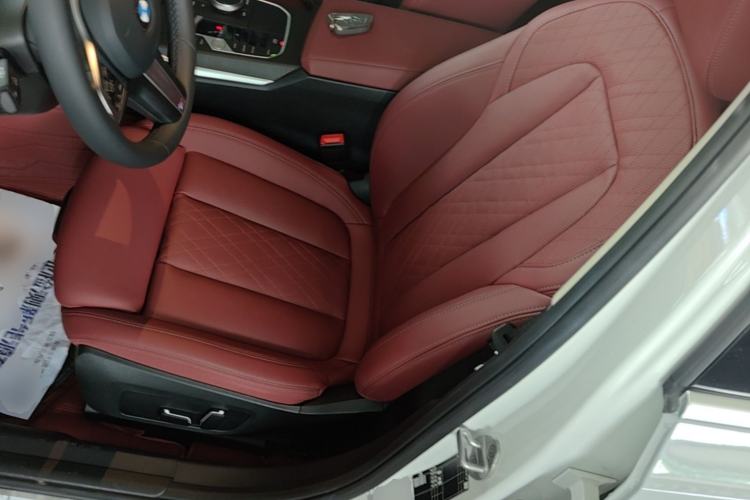 Used BMW 3 Series 2023 325i M Sport Package Left Front Seat