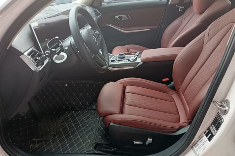 Used BMW 3 Series 2023 325Li M Sport Package Left Front Seat