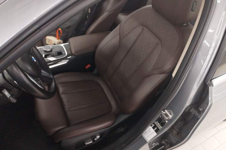 Used BMW 3 Series 2023 325Li M Sport Package Left Front Seat