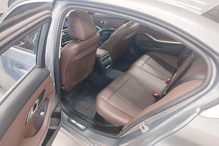 Used BMW 3 Series 2023 325Li M Sport Package Left Rear Seat