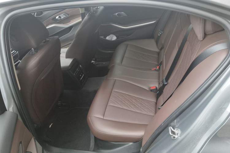 Used BMW 3 Series 2023 325Li M Sport Night Edition Package Left Rear Seat