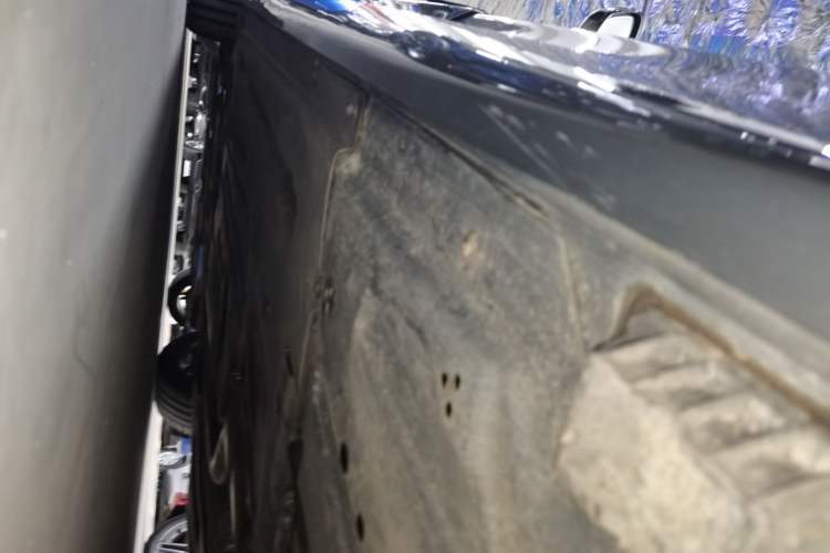 Used BMW 3 Series 2023 325Li M Sport Night Edition Package Left Side Sill