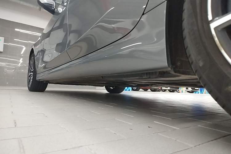Used BMW 3 Series 2023 325Li M Sport Package Left Side Sill