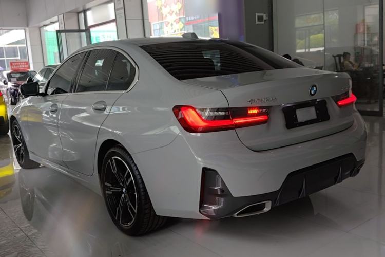Used BMW 3 Series 2023 325i M Sport Package Rear Left 45 Deg