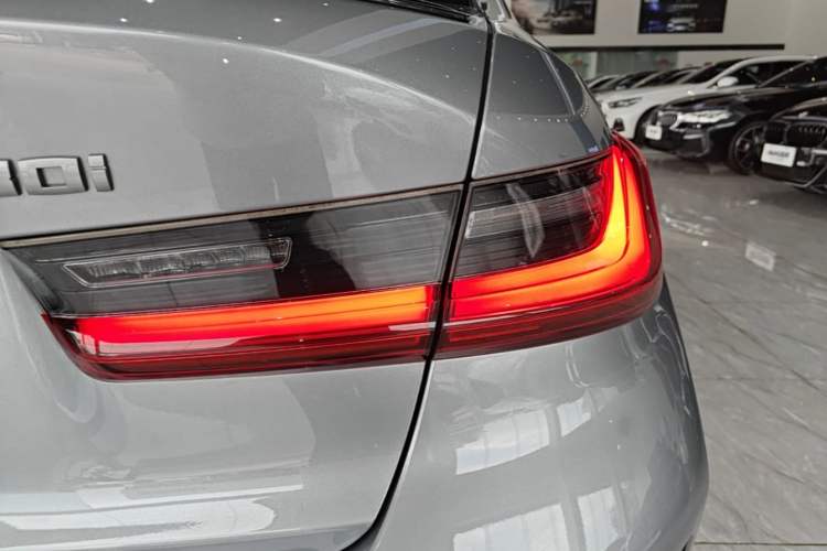 Used BMW 3 Series 2023 325i M Sport Night Edition Package Right Rear Taillight