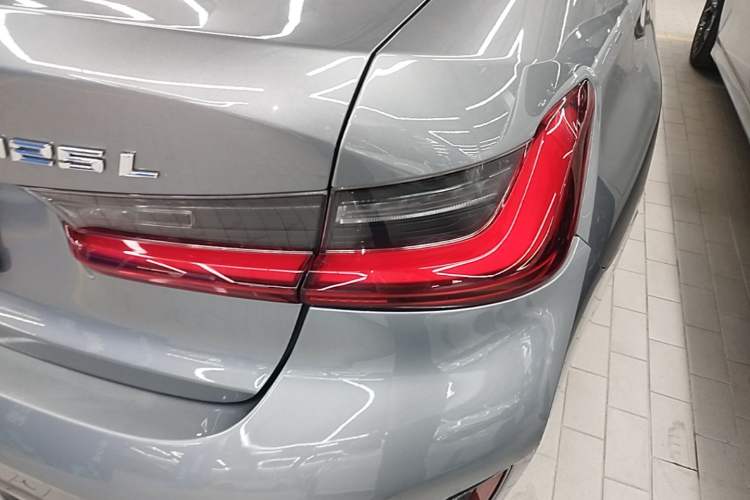 Used BMW 3 Series 2023 325Li M Sport Package Right Rear Taillight