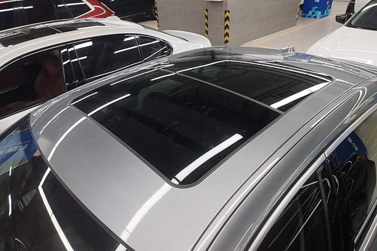 Used BMW 3 Series 2023 325Li M Sport Package Roof