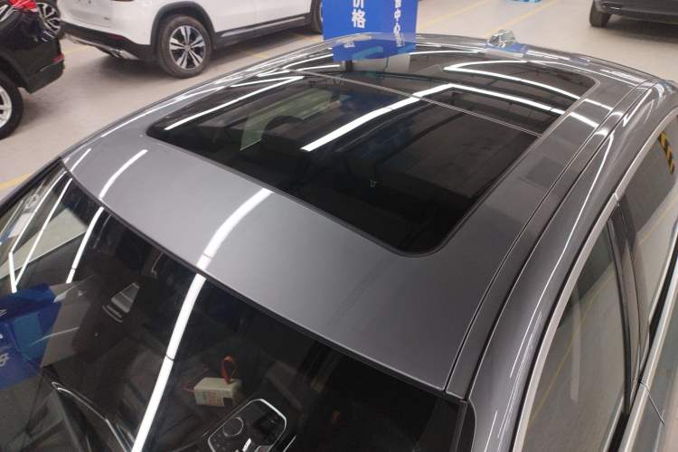 Used BMW 3 Series 2023 325Li M Sport Package Roof