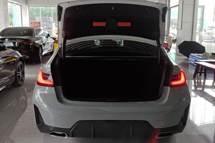 Used BMW 3 Series 2023 325i M Sport Package Trunk