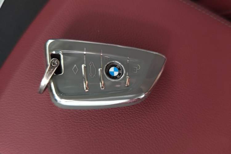 Used BMW 3 Series 2023 325i M Sport Package Vehicle Key