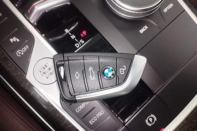 Used BMW 3 Series 2023 325Li M Sport Package Vehicle Key