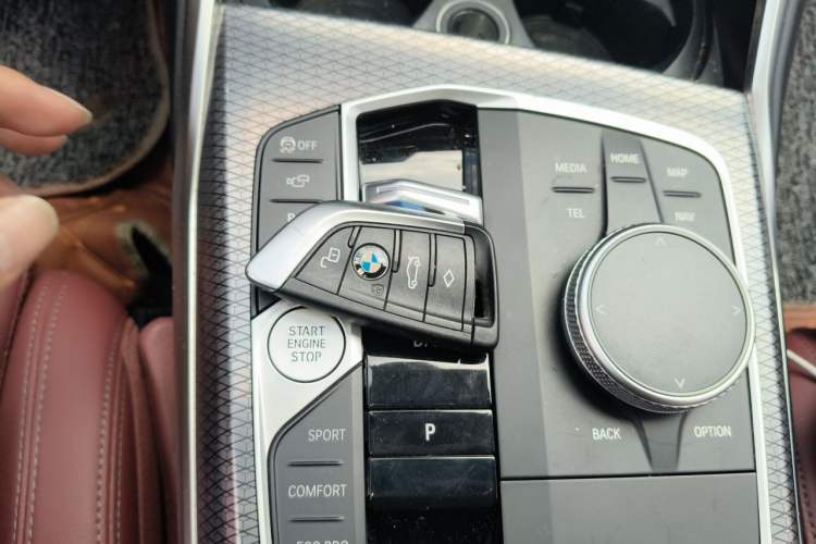 Used BMW 3 Series 2023 325Li M Sport Night Edition Package Vehicle Key