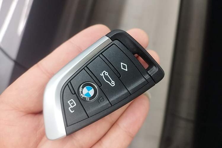 Used BMW 3 Series 2023 325Li M Sport Package Vehicle Key