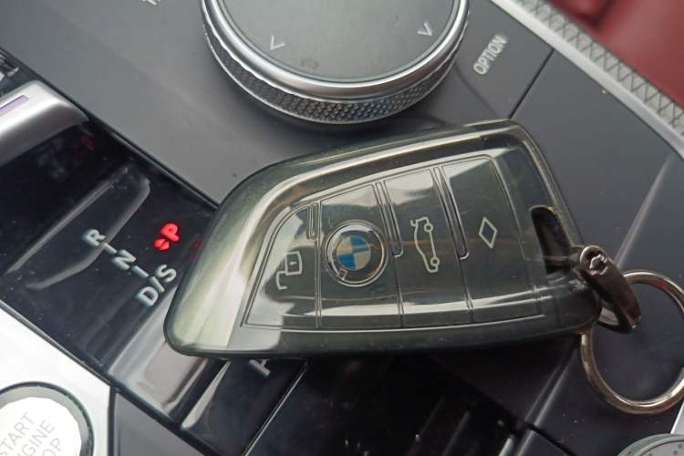 Used BMW 3 Series 2023 325Li M Sport Night Edition Package Vehicle Key