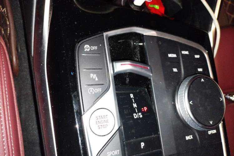 Used BMW 3 Series 2023 320Li M Sport Package Gear Lever