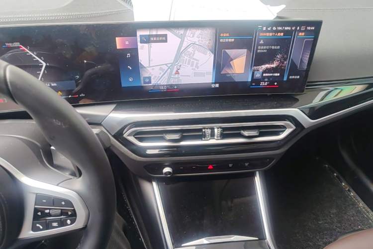 Used BMW 3 Series 2023 320Li M Sport Package Audio And AC Panel