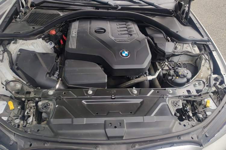 Used BMW 3 Series 2023 320Li M Sport Package Engine Bay