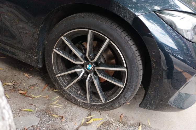 Used BMW 3 Series 2023 325Li M Sport Package Exterior 1