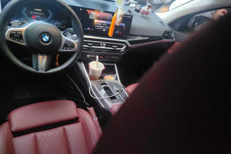 Used BMW 3 Series 2023 325Li M Sport Night Edition Package Center Console