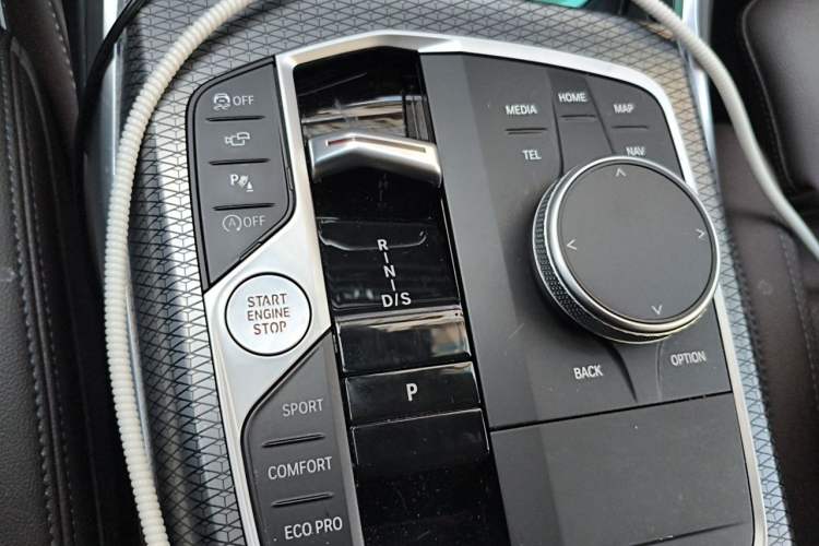 Used BMW 3 Series 2023 325Li M Sport Night Edition Package Gear Lever