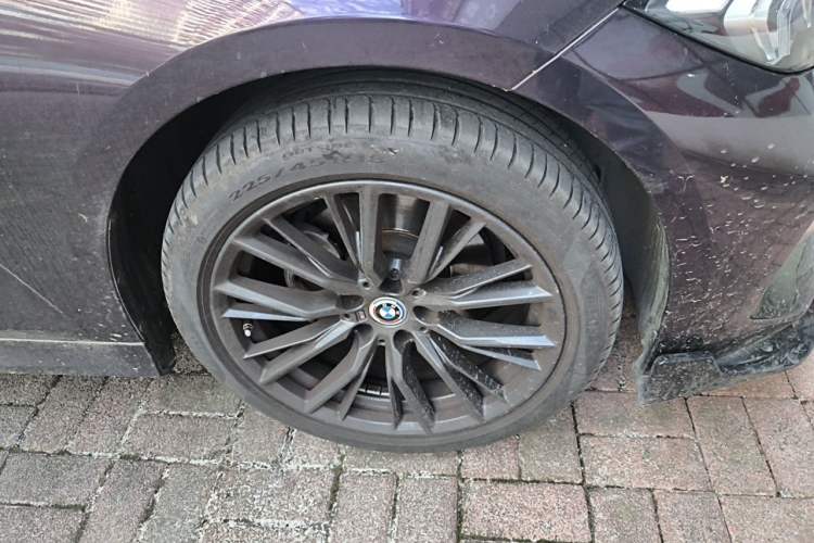 Used BMW 3 Series 2023 325Li M Sport Night Edition Package Right Front Wheel Hub