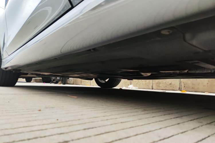 Used BMW 3 Series 2023 325Li M Sport Package Chassis Front Left
