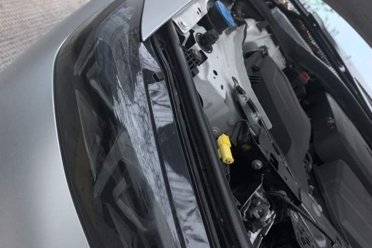 Used BMW 3 Series 2023 325Li M Sport Package Engine Bay Right