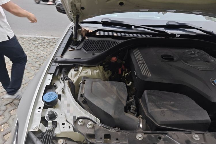 Used BMW 3 Series 2023 325Li M Sport Night Edition Package Engine Bay Right
