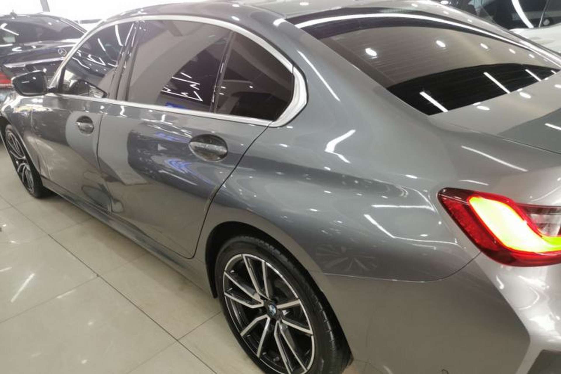 Used BMW 3 Series 2023 325Li M Sport Package Exterior 3