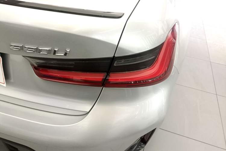 Used BMW 3 Series 2023 330Li M Sport Night Edition Package Exterior 3