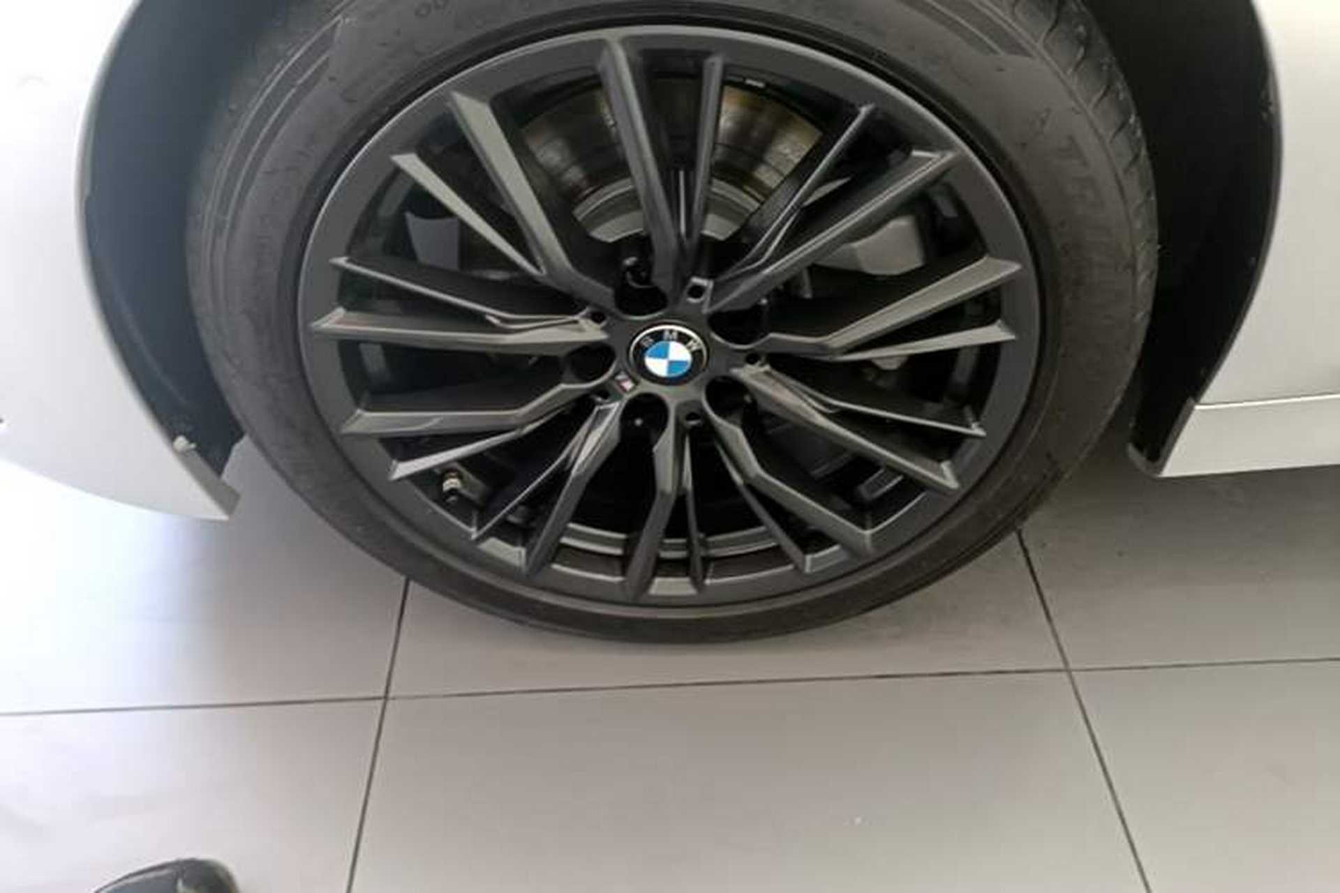 Used BMW 3 Series 2023 330Li M Sport Night Edition Package Exterior 4