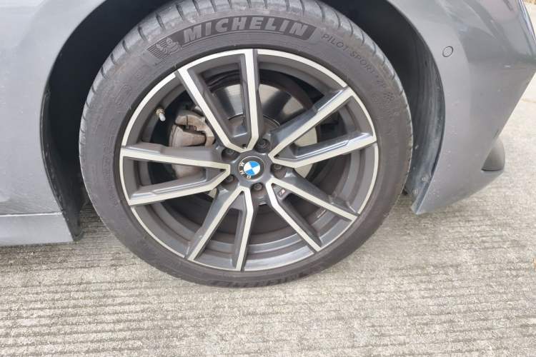 Used BMW 3 Series 2023 325Li M Sport Package Exterior 7