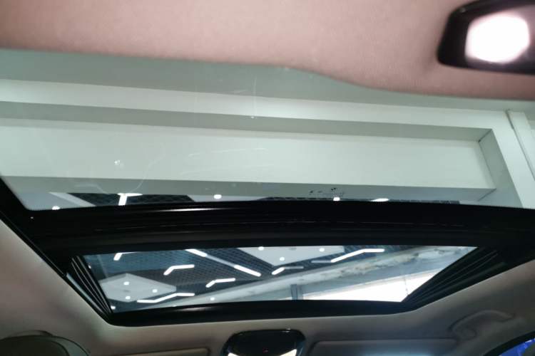 Used BMW 3 Series 2023 325Li M Sport Package Headliner