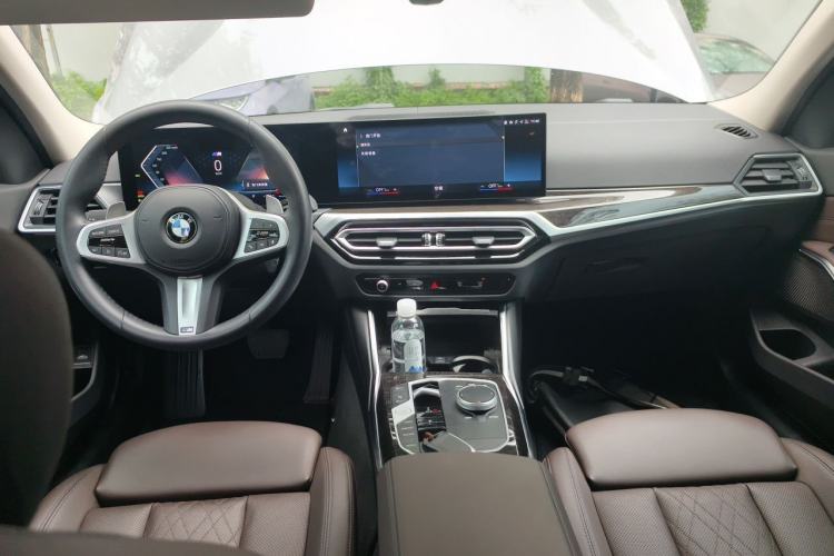 Used BMW 3 Series 2023 325Li M Sport Package Interior 2